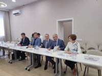 Члены Общественной палаты Ростовской области приняли участие в межрегиональном круглом столе "Общество и выборы"