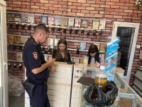 Общественная палата Ростовской области и МВД выявили многочисленные нарушения в ходе рейдов по борьбе с контрафактной продукцией