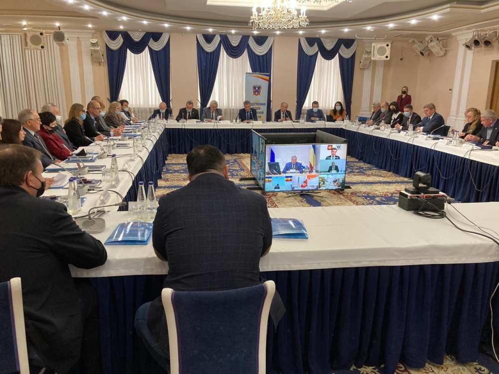 Первое заседание Общественной палаты Ростовской области 4 состава