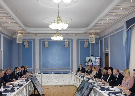 Итоговое заседание Общественной палаты Ростовской области 3 созыва