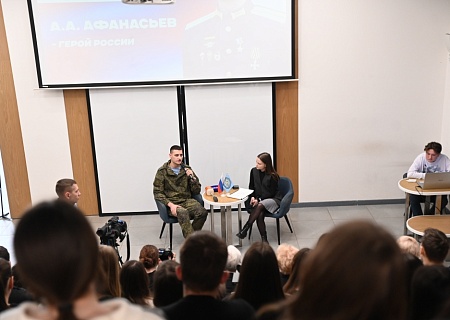 По инициативе Общественной палаты состоялась «Встреча с Героем» 