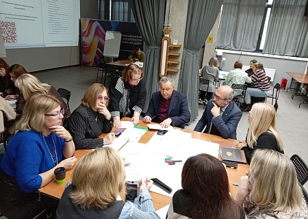 Члены Общественной палаты Ростовской области приняли участие в стратегической сессии по развитию НКО региона