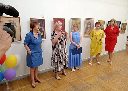 При участии Общественной палаты состоялось открытие выставки «Смотри со мной – 2»
