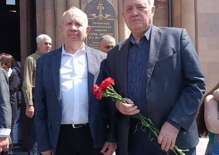 Члены Общественной палаты почтили память жертв геноцида армян в 1915 году