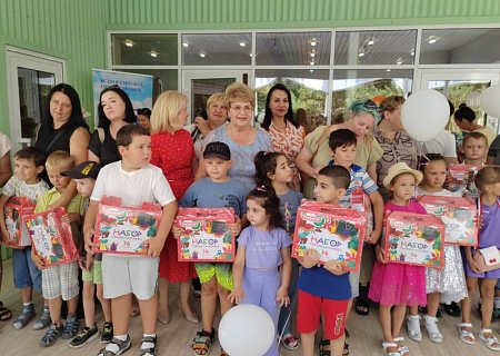 Общественная палата приняла участие в ежегодной акции «Собери ребенка в школу»