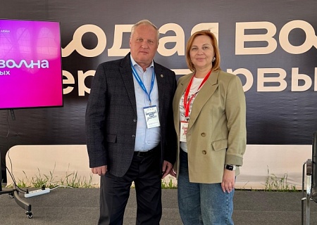 Члены Общественной палаты активно участвуют в работе Молодежного форума ЮФО «Молодая волна. Герои Первых»