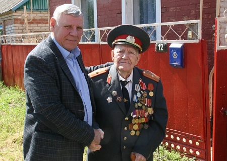 Поздравление ветеранов с 80-летием Великой Победы