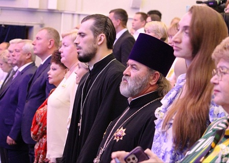 Члены Общественной палаты приняли участие в мероприятии, посвящённом Дню семьи, любви и верности 