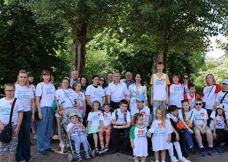 Общественная палата Ростовской области организовала праздник для детей в зоопарке Ростова-на-Дону в преддверии Дня защиты детей